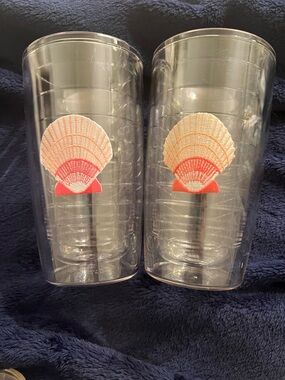 Tervis x Tuckernuck set of 2 tumblers w/embroidered seashell patch design 16 oz